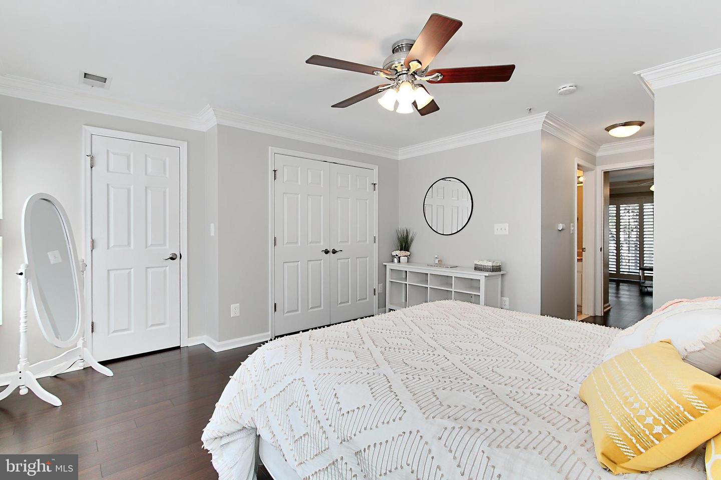 4463A BEACON GROVE CIR #702A, FAIRFAX, Virginia 22033, 2 Bedrooms Bedrooms, ,2 BathroomsBathrooms,Residential,For sale,4463A BEACON GROVE CIR #702A,VAFX2244646 MLS # VAFX2244646