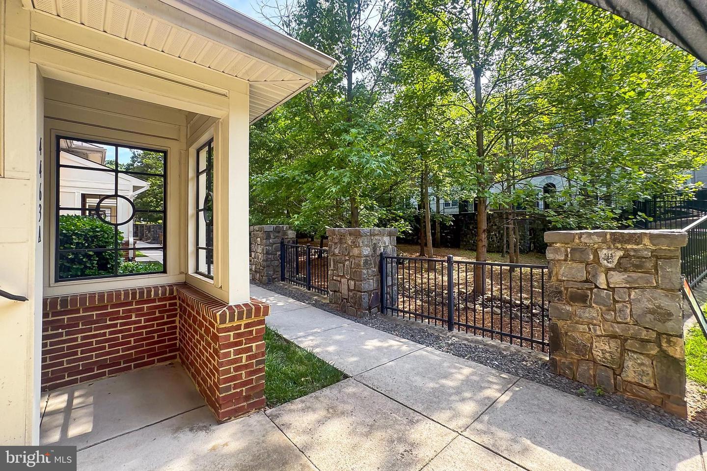 4463A BEACON GROVE CIR #702A, FAIRFAX, Virginia 22033, 2 Bedrooms Bedrooms, ,2 BathroomsBathrooms,Residential,For sale,4463A BEACON GROVE CIR #702A,VAFX2244646 MLS # VAFX2244646