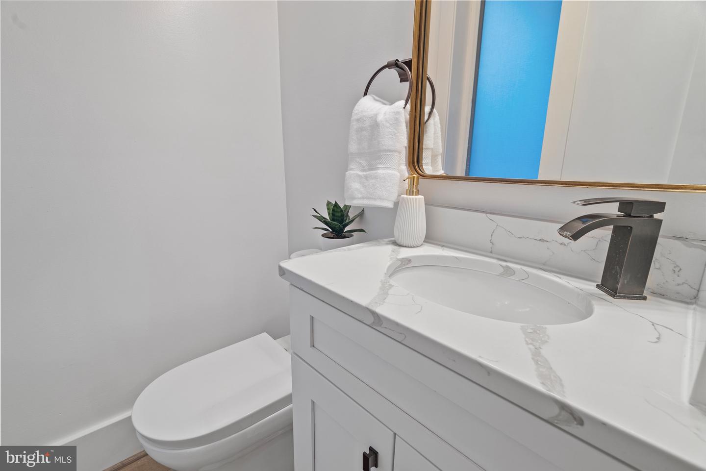 1419 BUCHANAN ST NW, WASHINGTON, District Of Columbia 20011, 6 Bedrooms Bedrooms, ,4 BathroomsBathrooms,Residential,For sale,1419 BUCHANAN ST NW,DCDC2203616 MLS # DCDC2203616