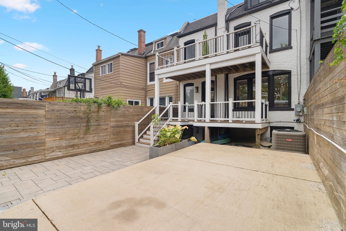 1419 BUCHANAN ST NW, WASHINGTON, District Of Columbia 20011, 6 Bedrooms Bedrooms, ,4 BathroomsBathrooms,Residential,For sale,1419 BUCHANAN ST NW,DCDC2203616 MLS # DCDC2203616