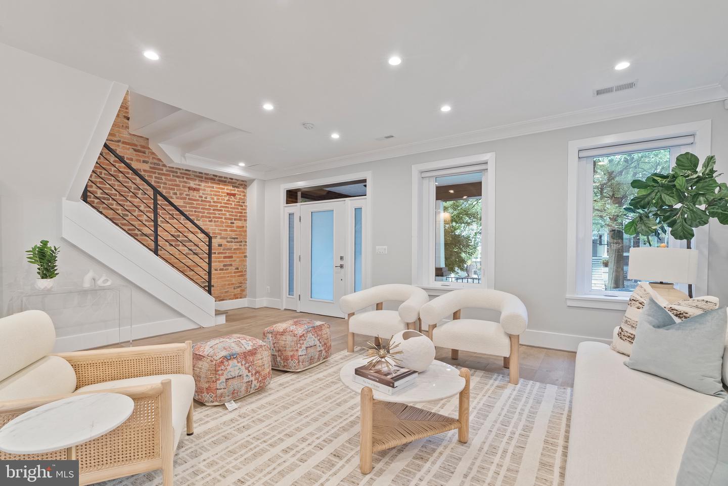 1419 BUCHANAN ST NW, WASHINGTON, District Of Columbia 20011, 6 Bedrooms Bedrooms, ,4 BathroomsBathrooms,Residential,For sale,1419 BUCHANAN ST NW,DCDC2203616 MLS # DCDC2203616