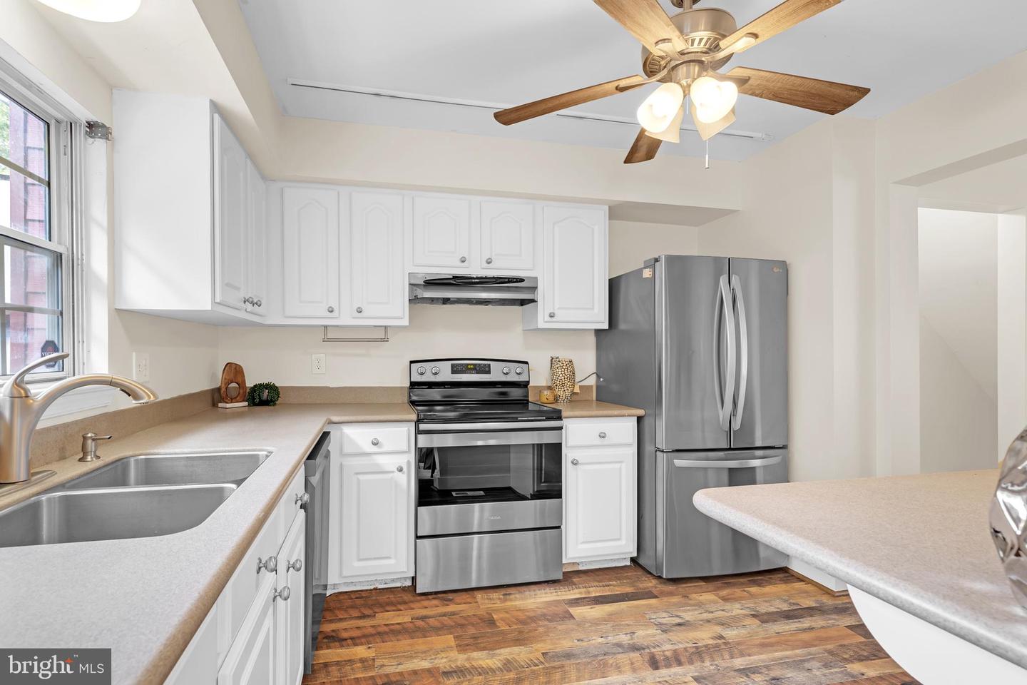 14906 LADY MADONNA CT, CENTREVILLE, Virginia 20120, 3 Bedrooms Bedrooms, ,3 BathroomsBathrooms,Residential,For sale,14906 LADY MADONNA CT,VAFX2245190 MLS # VAFX2245190