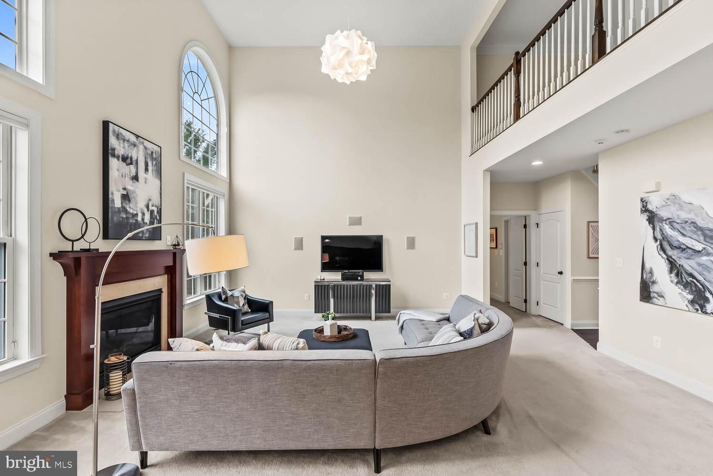 15562 ADMIRAL BAKER CIR, HAYMARKET, Virginia 20169, 3 Bedrooms Bedrooms, ,2 BathroomsBathrooms,Residential,For sale,15562 ADMIRAL BAKER CIR,VAPW2096290 MLS # VAPW2096290