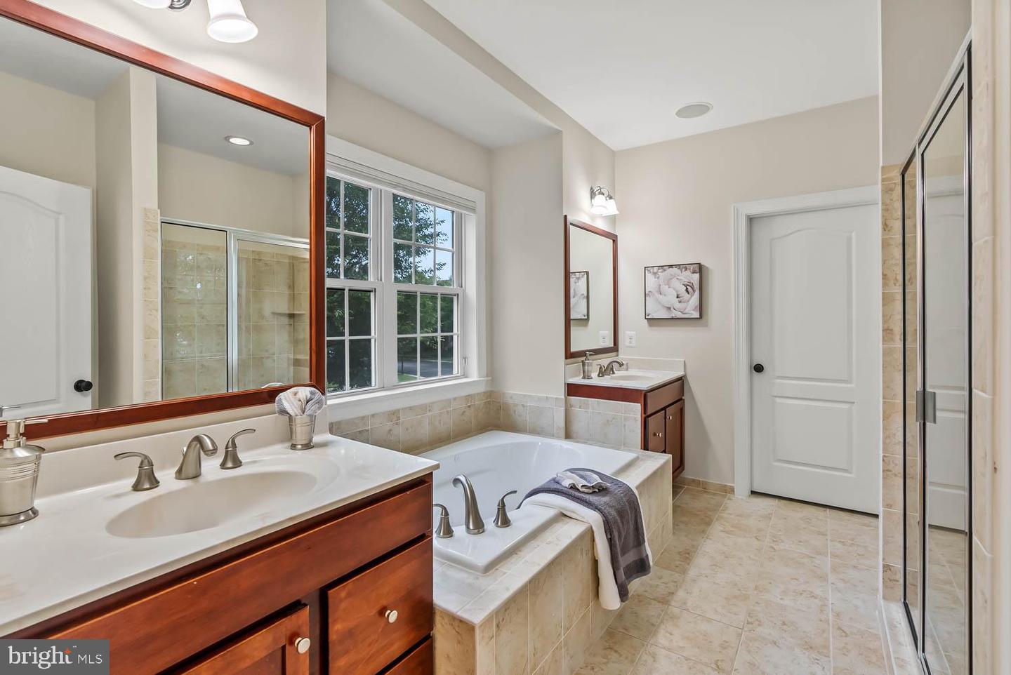 15562 ADMIRAL BAKER CIR, HAYMARKET, Virginia 20169, 3 Bedrooms Bedrooms, ,2 BathroomsBathrooms,Residential,For sale,15562 ADMIRAL BAKER CIR,VAPW2096290 MLS # VAPW2096290