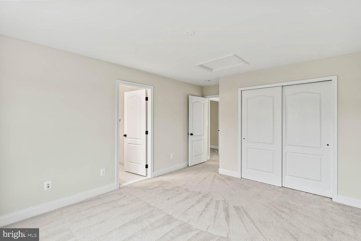 15562 ADMIRAL BAKER CIR, HAYMARKET, Virginia 20169, 3 Bedrooms Bedrooms, ,2 BathroomsBathrooms,Residential,For sale,15562 ADMIRAL BAKER CIR,VAPW2096290 MLS # VAPW2096290