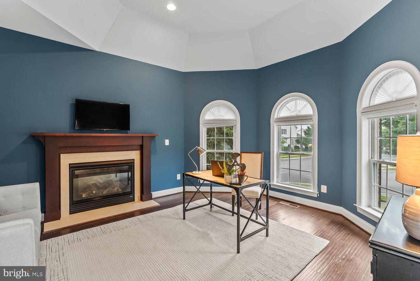15562 ADMIRAL BAKER CIR, HAYMARKET, Virginia 20169, 3 Bedrooms Bedrooms, ,2 BathroomsBathrooms,Residential,For sale,15562 ADMIRAL BAKER CIR,VAPW2096290 MLS # VAPW2096290