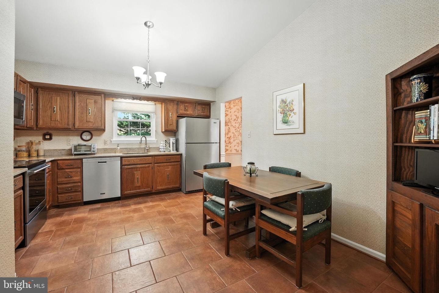 3382 FLINT HILL PL, WOODBRIDGE, Virginia 22192, 4 Bedrooms Bedrooms, ,2 BathroomsBathrooms,Residential,For sale,3382 FLINT HILL PL,VAPW2096442 MLS # VAPW2096442