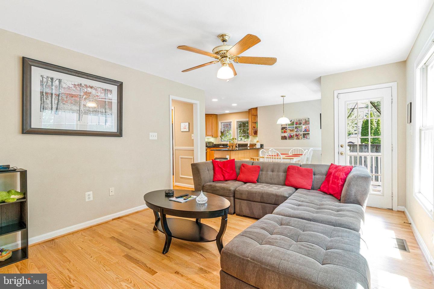 210 N OAK ST, FALLS CHURCH, Virginia 22046, 5 Bedrooms Bedrooms, ,3 BathroomsBathrooms,Residential,For sale,210 N OAK ST,VAFA2003080 MLS # VAFA2003080