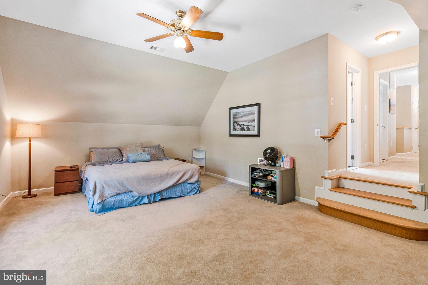 210 N OAK ST, FALLS CHURCH, Virginia 22046, 5 Bedrooms Bedrooms, ,3 BathroomsBathrooms,Residential,For sale,210 N OAK ST,VAFA2003080 MLS # VAFA2003080