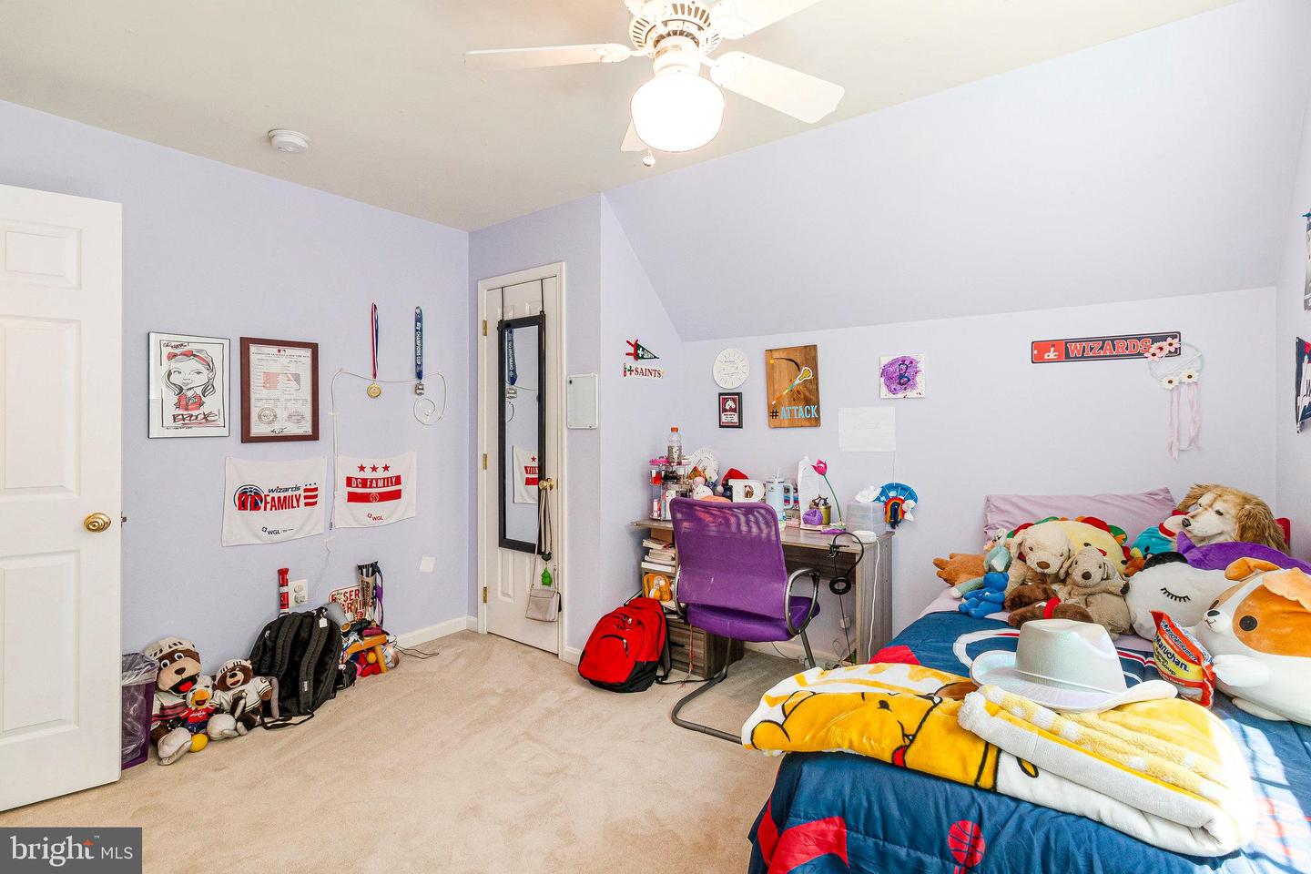 210 N OAK ST, FALLS CHURCH, Virginia 22046, 5 Bedrooms Bedrooms, ,3 BathroomsBathrooms,Residential,For sale,210 N OAK ST,VAFA2003080 MLS # VAFA2003080