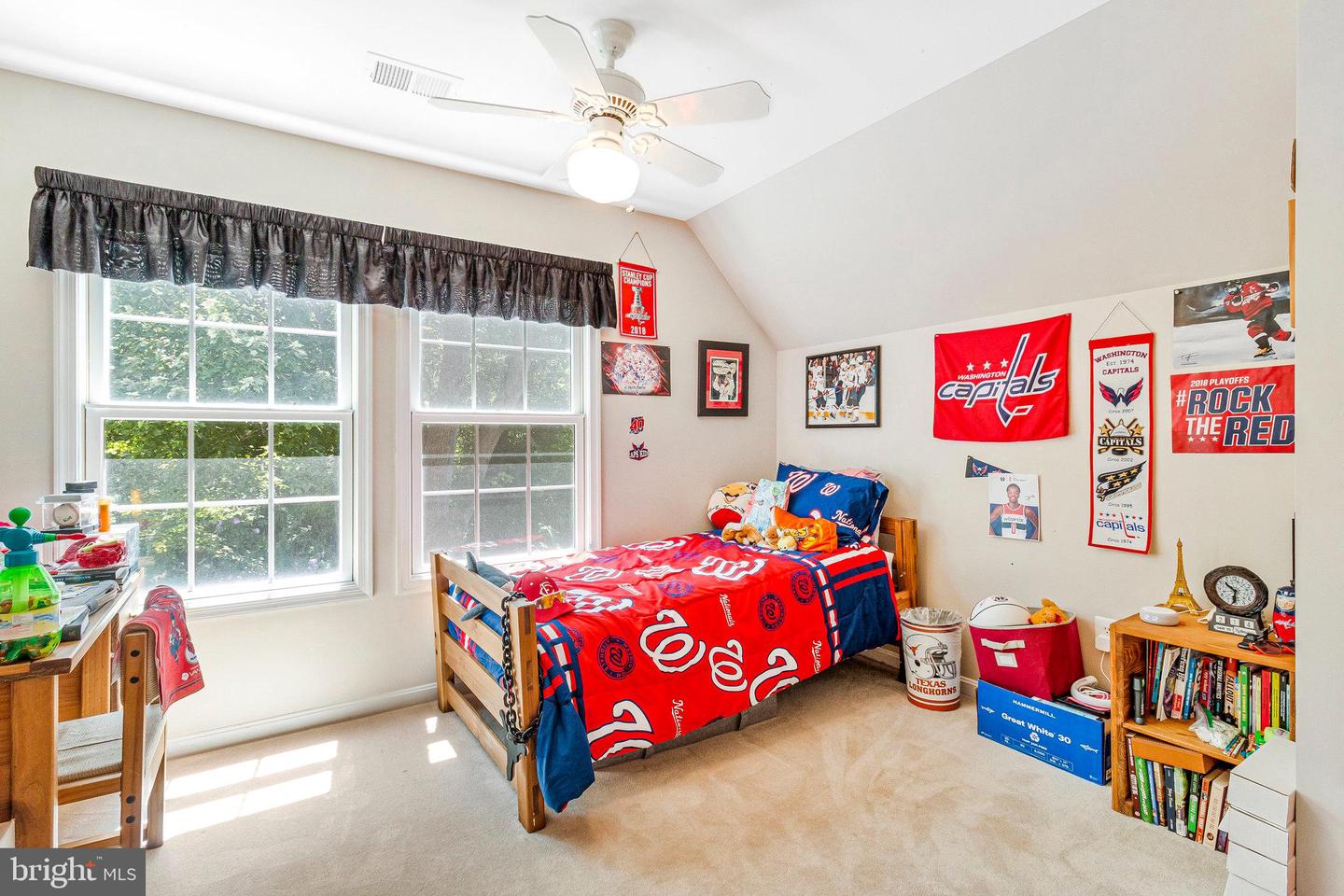 210 N OAK ST, FALLS CHURCH, Virginia 22046, 5 Bedrooms Bedrooms, ,3 BathroomsBathrooms,Residential,For sale,210 N OAK ST,VAFA2003080 MLS # VAFA2003080