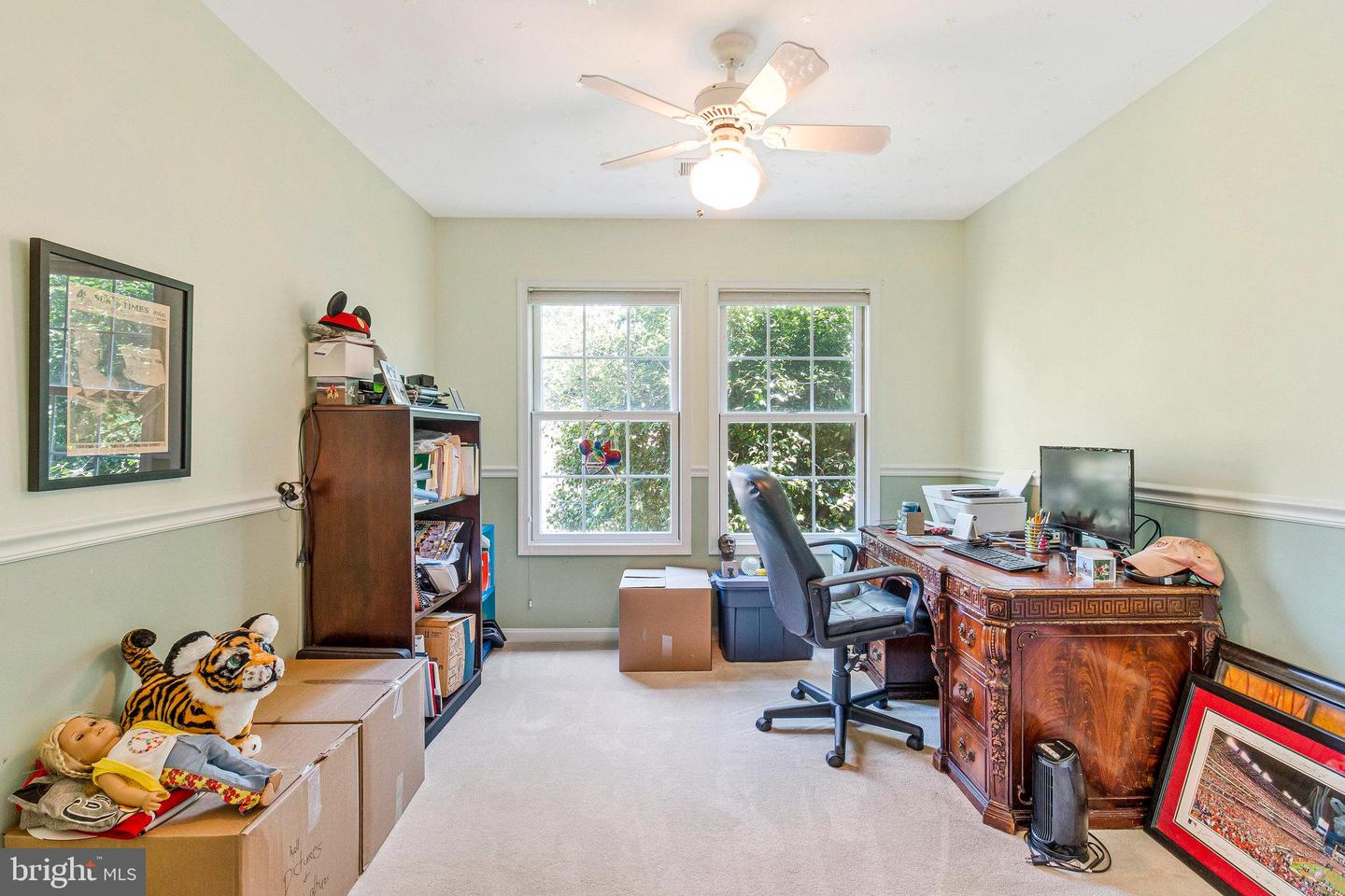 210 N OAK ST, FALLS CHURCH, Virginia 22046, 5 Bedrooms Bedrooms, ,3 BathroomsBathrooms,Residential,For sale,210 N OAK ST,VAFA2003080 MLS # VAFA2003080