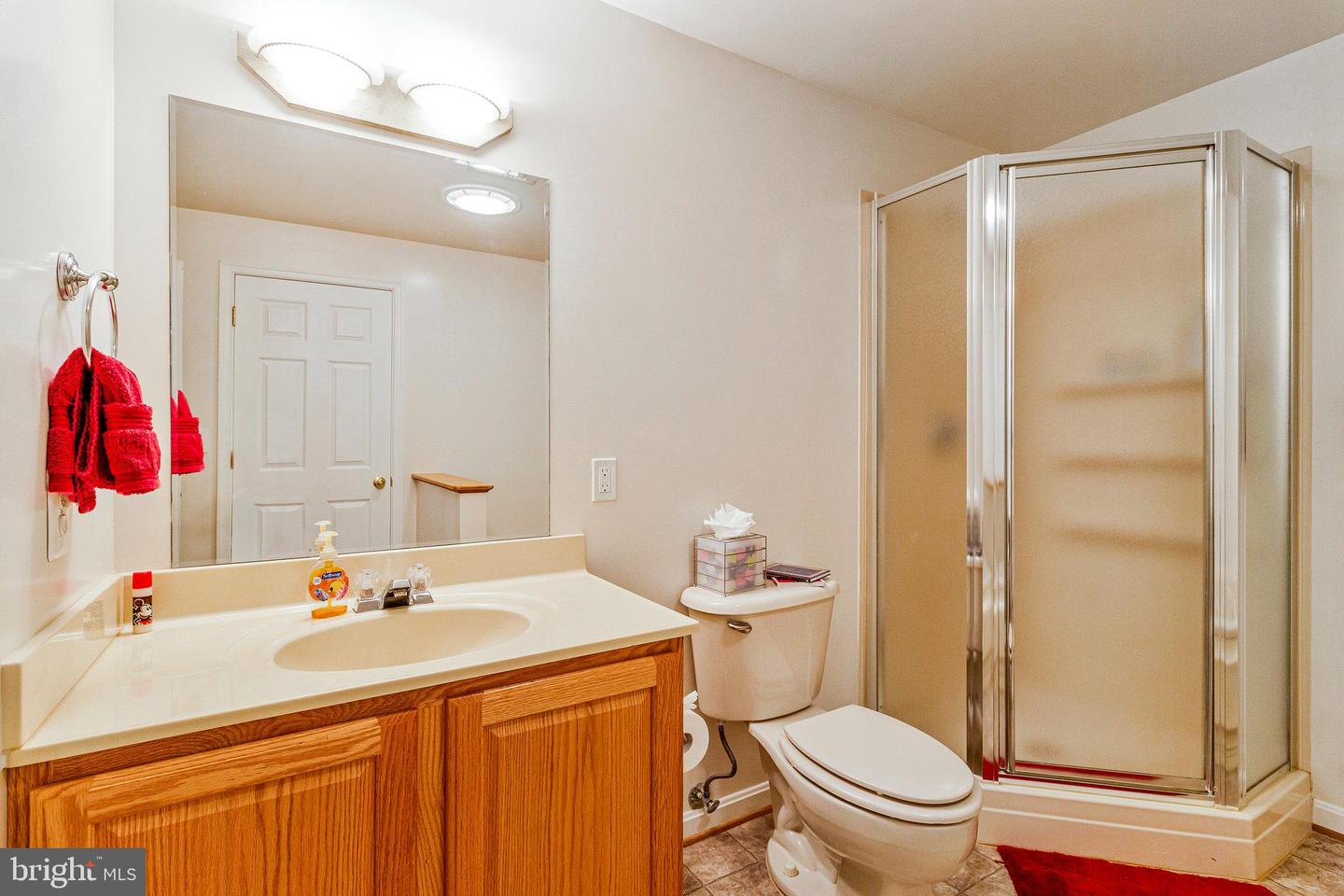 210 N OAK ST, FALLS CHURCH, Virginia 22046, 5 Bedrooms Bedrooms, ,3 BathroomsBathrooms,Residential,For sale,210 N OAK ST,VAFA2003080 MLS # VAFA2003080