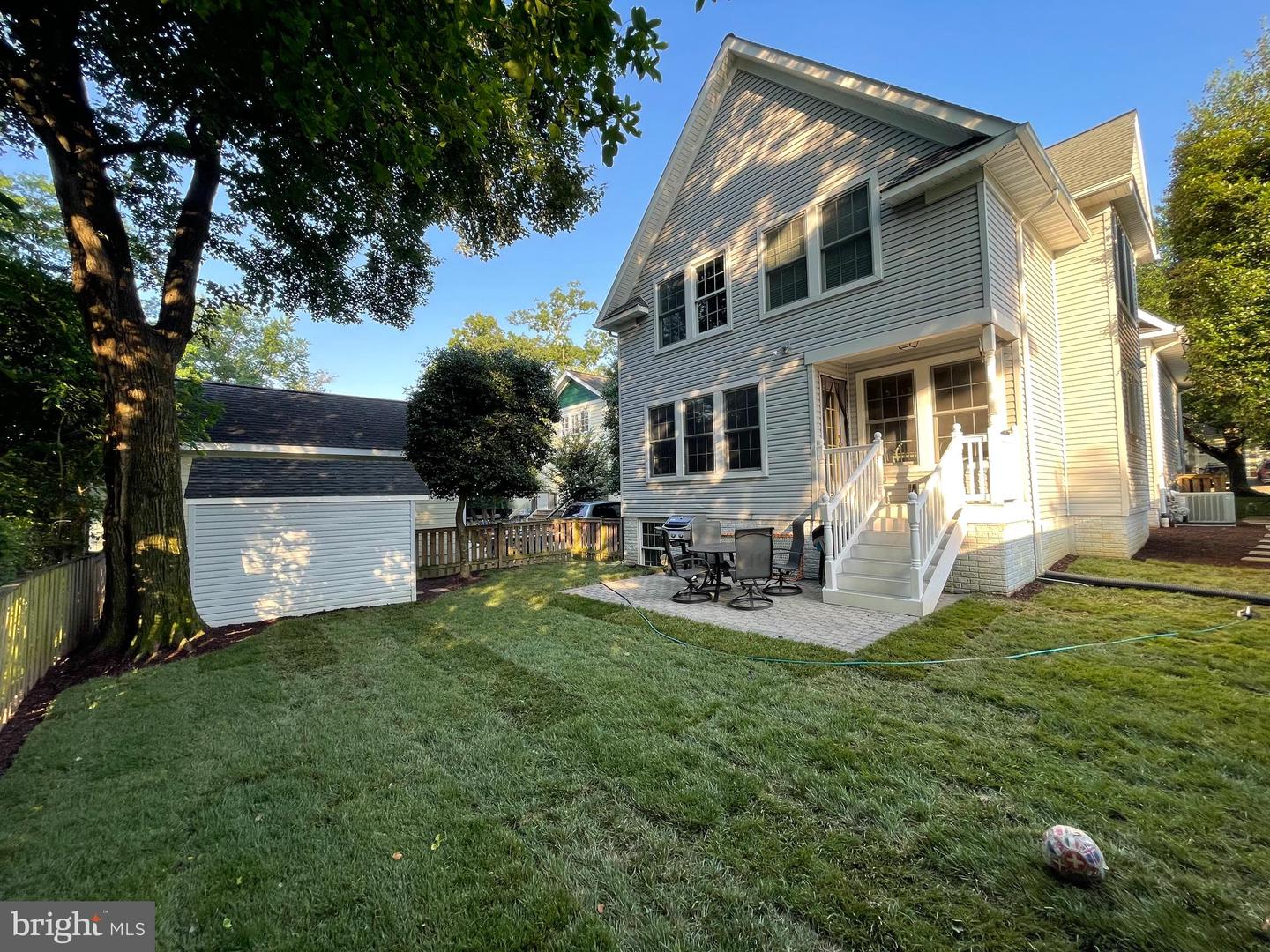 210 N OAK ST, FALLS CHURCH, Virginia 22046, 5 Bedrooms Bedrooms, ,3 BathroomsBathrooms,Residential,For sale,210 N OAK ST,VAFA2003080 MLS # VAFA2003080