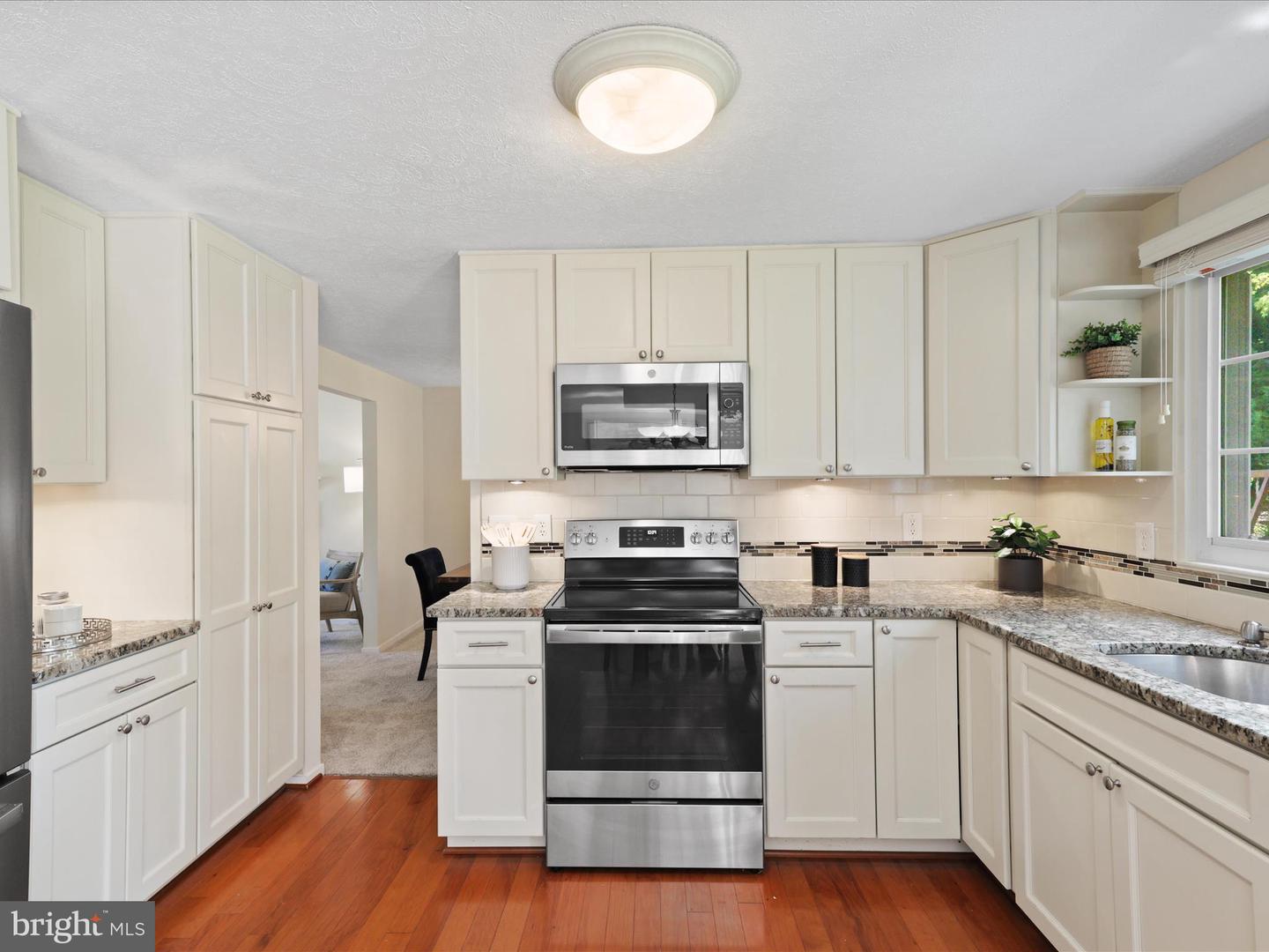 6143 WINDWARD DR, BURKE, Virginia 22015, 3 Bedrooms Bedrooms, ,2 BathroomsBathrooms,Residential,For sale,6143 WINDWARD DR,VAFX2246434 MLS # VAFX2246434