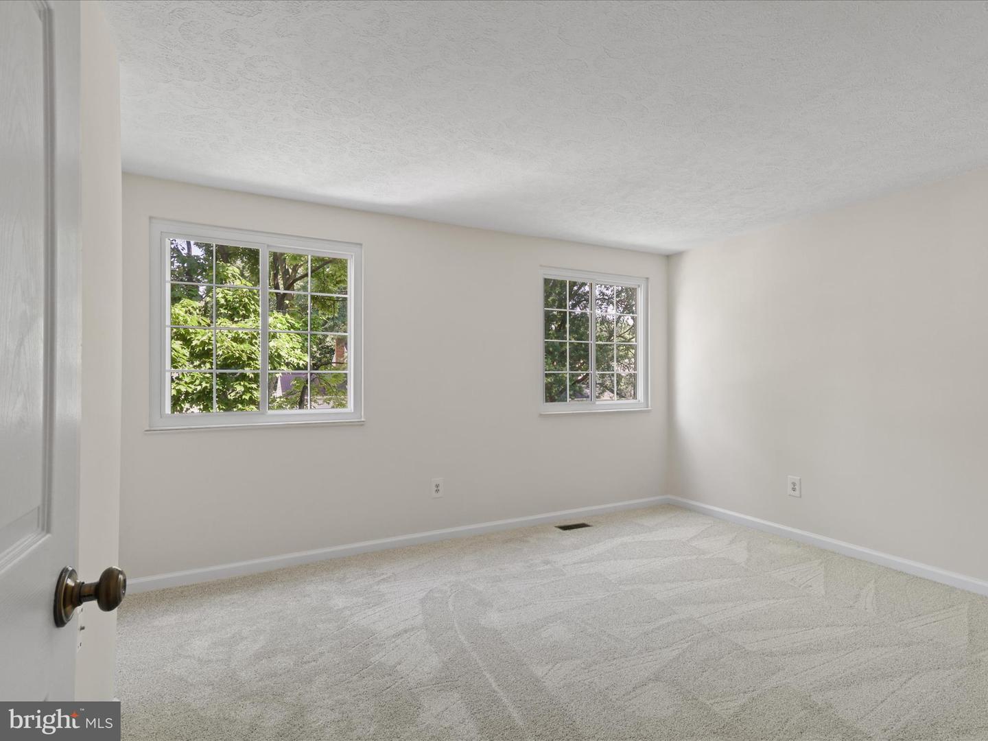 6143 WINDWARD DR, BURKE, Virginia 22015, 3 Bedrooms Bedrooms, ,2 BathroomsBathrooms,Residential,For sale,6143 WINDWARD DR,VAFX2246434 MLS # VAFX2246434