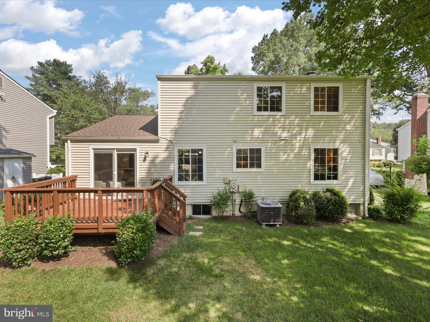 6143 WINDWARD DR, BURKE, Virginia 22015, 3 Bedrooms Bedrooms, ,2 BathroomsBathrooms,Residential,For sale,6143 WINDWARD DR,VAFX2246434 MLS # VAFX2246434