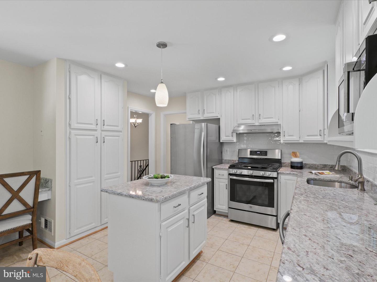 10020 EASTLAKE DR, FAIRFAX, Virginia 22032, 4 Bedrooms Bedrooms, ,2 BathroomsBathrooms,Residential,For sale,10020 EASTLAKE DR,VAFX2246446 MLS # VAFX2246446