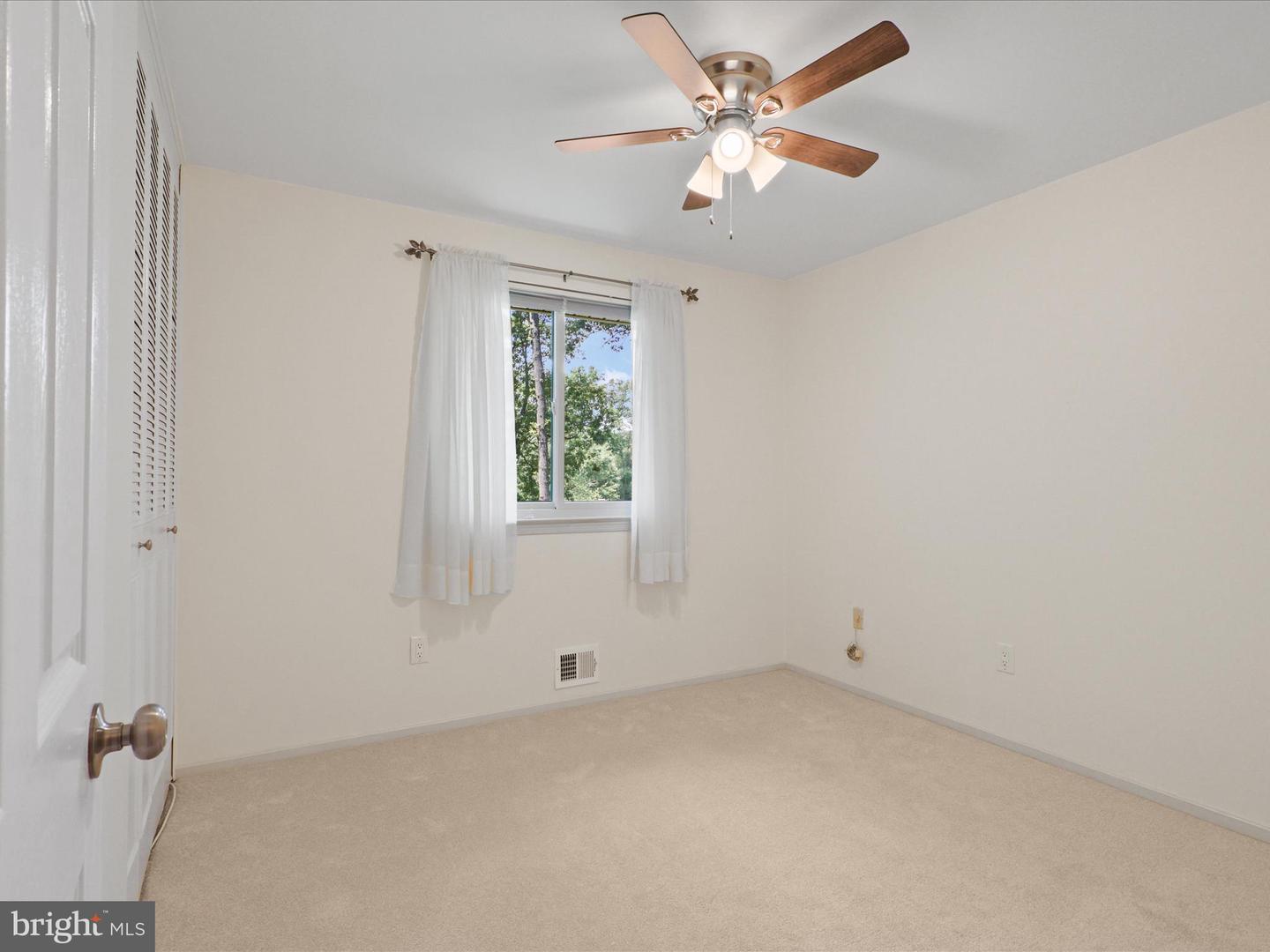 10020 EASTLAKE DR, FAIRFAX, Virginia 22032, 4 Bedrooms Bedrooms, ,2 BathroomsBathrooms,Residential,For sale,10020 EASTLAKE DR,VAFX2246446 MLS # VAFX2246446
