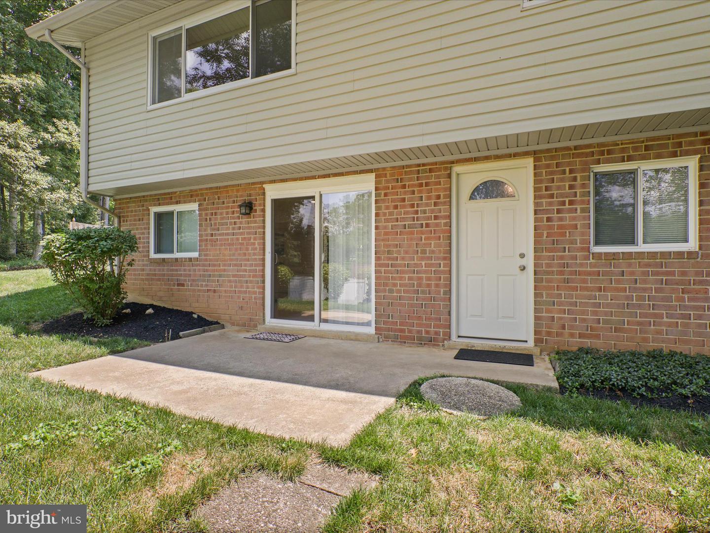 10020 EASTLAKE DR, FAIRFAX, Virginia 22032, 4 Bedrooms Bedrooms, ,2 BathroomsBathrooms,Residential,For sale,10020 EASTLAKE DR,VAFX2246446 MLS # VAFX2246446