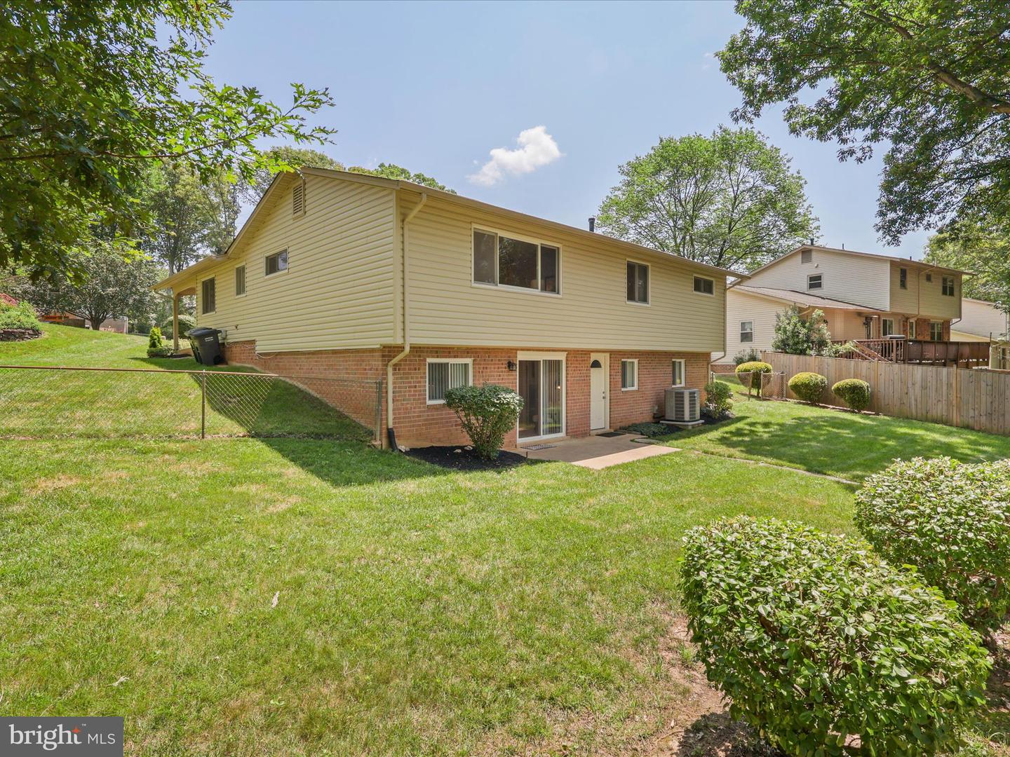10020 EASTLAKE DR, FAIRFAX, Virginia 22032, 4 Bedrooms Bedrooms, ,2 BathroomsBathrooms,Residential,For sale,10020 EASTLAKE DR,VAFX2246446 MLS # VAFX2246446