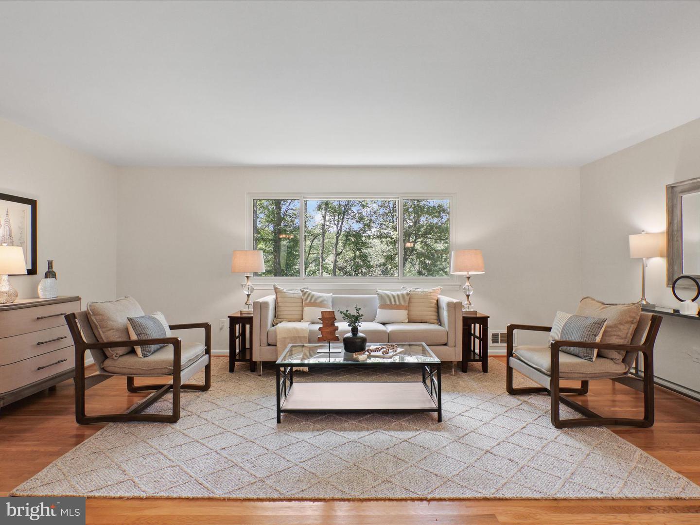 10020 EASTLAKE DR, FAIRFAX, Virginia 22032, 4 Bedrooms Bedrooms, ,2 BathroomsBathrooms,Residential,For sale,10020 EASTLAKE DR,VAFX2246446 MLS # VAFX2246446