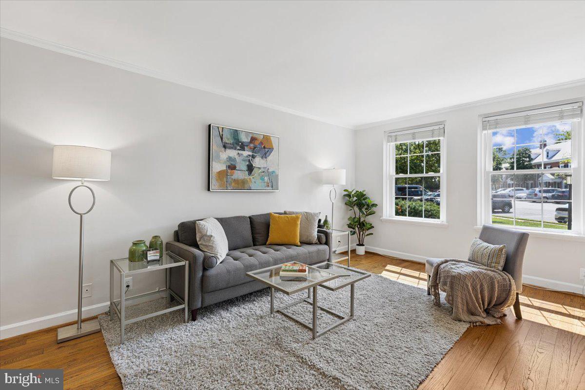3373 S STAFFORD ST #A2, ARLINGTON, Virginia 22206, 1 Bedroom Bedrooms, ,2 BathroomsBathrooms,Residential,For sale,3373 S STAFFORD ST #A2,VAAR2058970 MLS # VAAR2058970