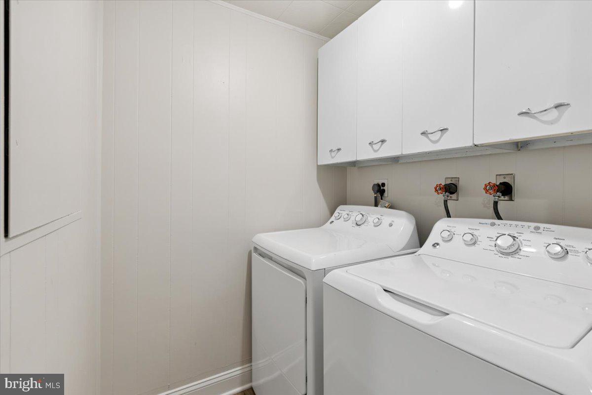 3373 S STAFFORD ST #A2, ARLINGTON, Virginia 22206, 1 Bedroom Bedrooms, ,2 BathroomsBathrooms,Residential,For sale,3373 S STAFFORD ST #A2,VAAR2058970 MLS # VAAR2058970