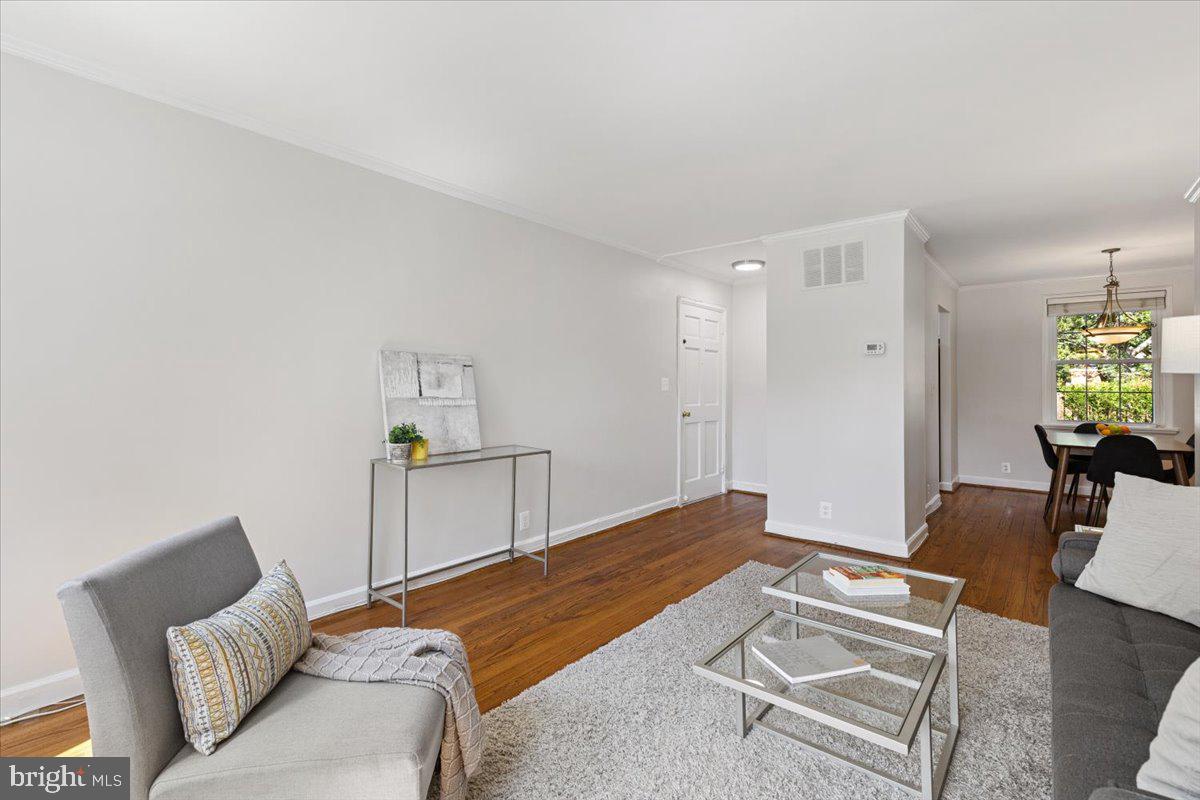 3373 S STAFFORD ST #A2, ARLINGTON, Virginia 22206, 1 Bedroom Bedrooms, ,2 BathroomsBathrooms,Residential,For sale,3373 S STAFFORD ST #A2,VAAR2058970 MLS # VAAR2058970