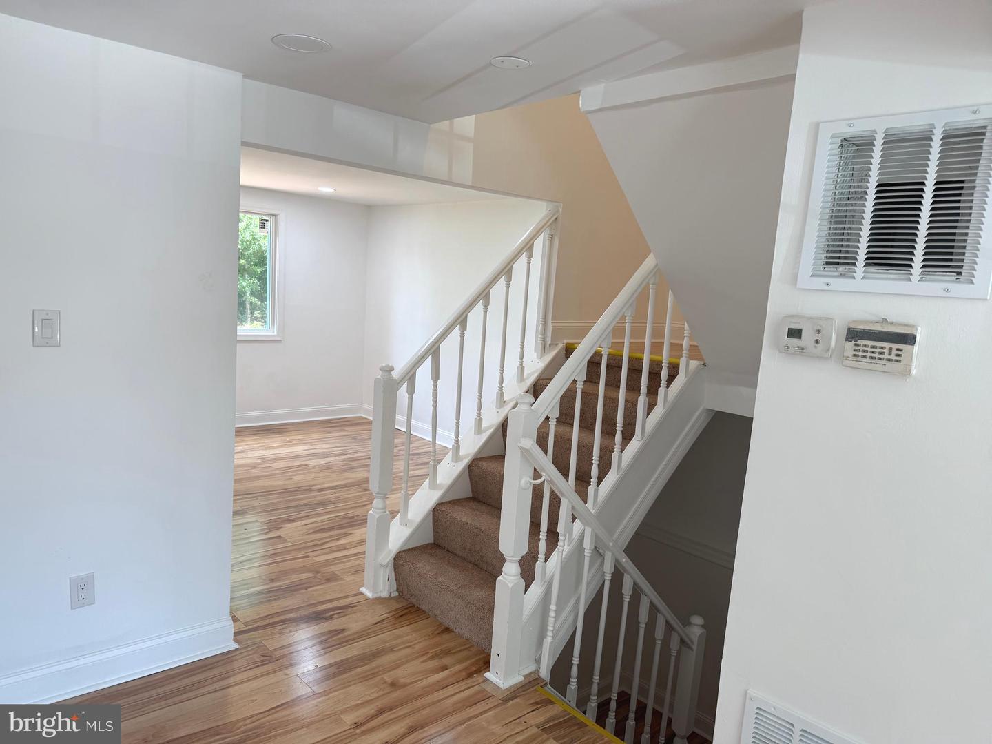 14725 WINDING LOOP, WOODBRIDGE, Virginia 22191, 3 Bedrooms Bedrooms, ,3 BathroomsBathrooms,Residential,For sale,14725 WINDING LOOP,VAPW2096706 MLS # VAPW2096706