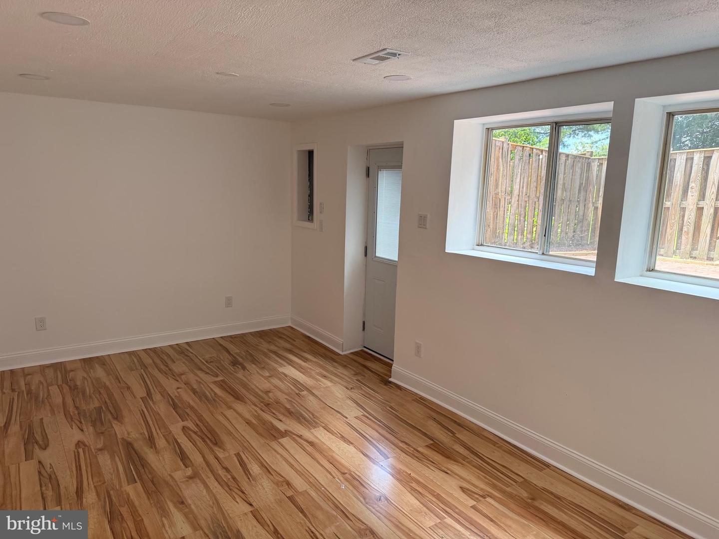 14725 WINDING LOOP, WOODBRIDGE, Virginia 22191, 3 Bedrooms Bedrooms, ,3 BathroomsBathrooms,Residential,For sale,14725 WINDING LOOP,VAPW2096706 MLS # VAPW2096706