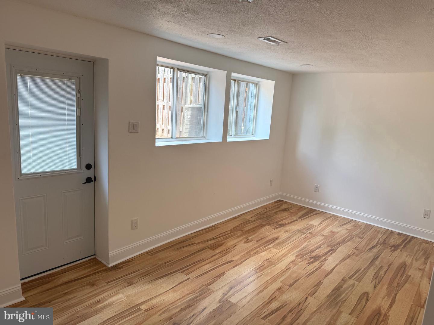 14725 WINDING LOOP, WOODBRIDGE, Virginia 22191, 3 Bedrooms Bedrooms, ,3 BathroomsBathrooms,Residential,For sale,14725 WINDING LOOP,VAPW2096706 MLS # VAPW2096706
