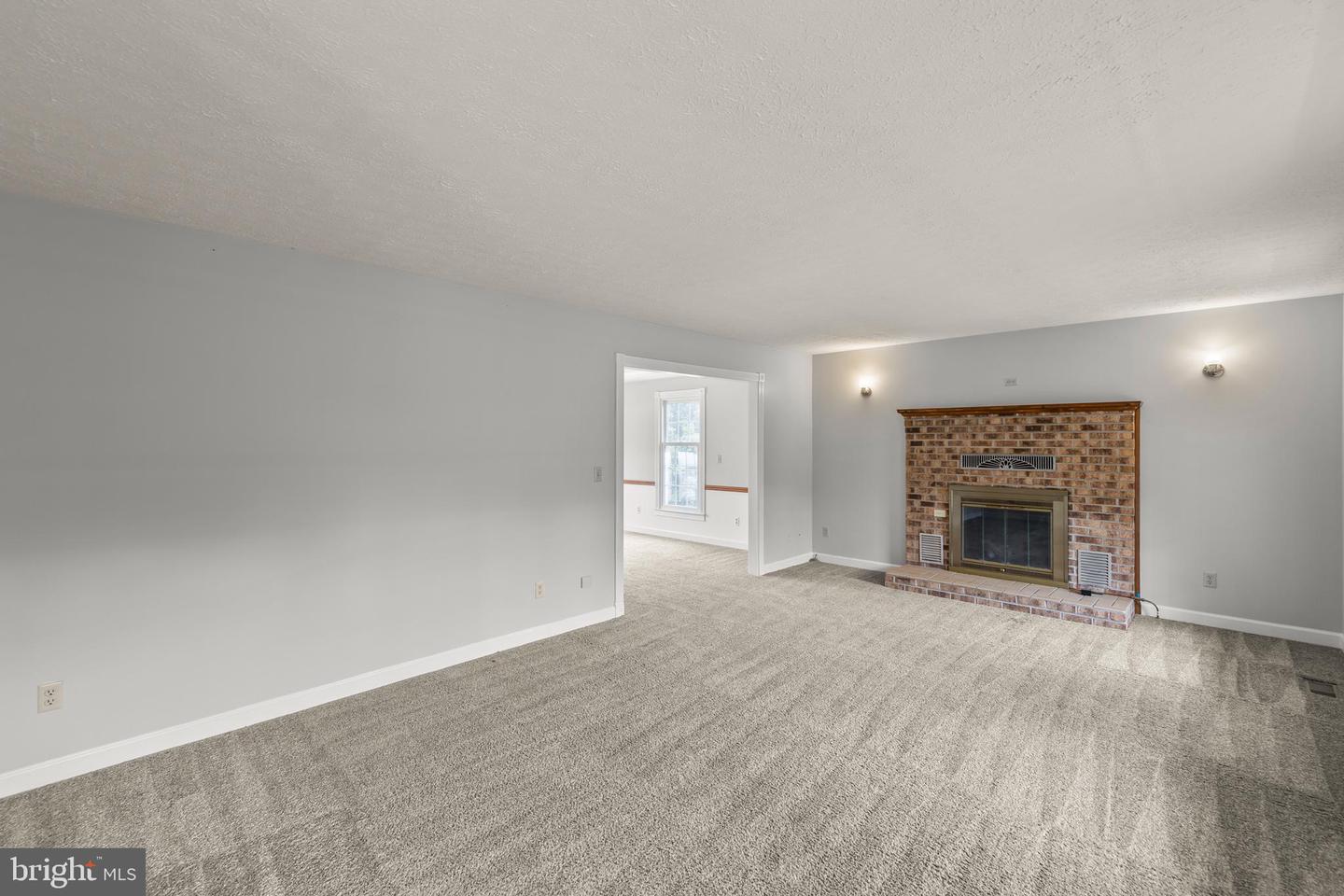 7519 N FREDERICK PIKE, CROSS JUNCTION, Virginia 22625, 3 Bedrooms Bedrooms, ,3 BathroomsBathrooms,Residential,For sale,7519 N FREDERICK PIKE,VAFV2034794 MLS # VAFV2034794