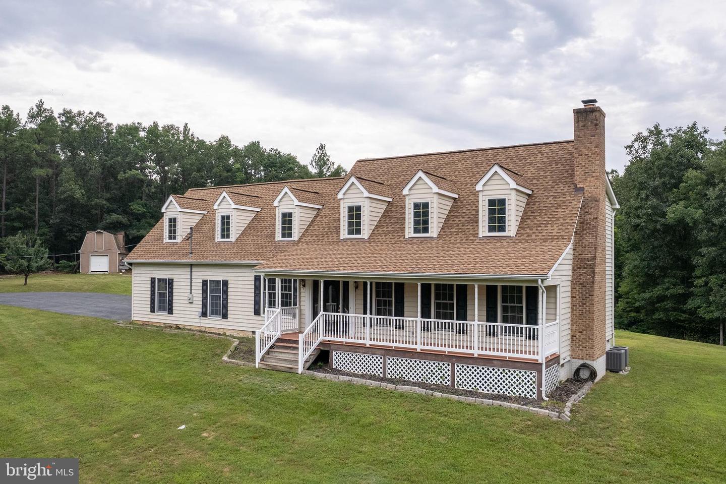 7519 N FREDERICK PIKE, CROSS JUNCTION, Virginia 22625, 3 Bedrooms Bedrooms, ,3 BathroomsBathrooms,Residential,For sale,7519 N FREDERICK PIKE,VAFV2034794 MLS # VAFV2034794