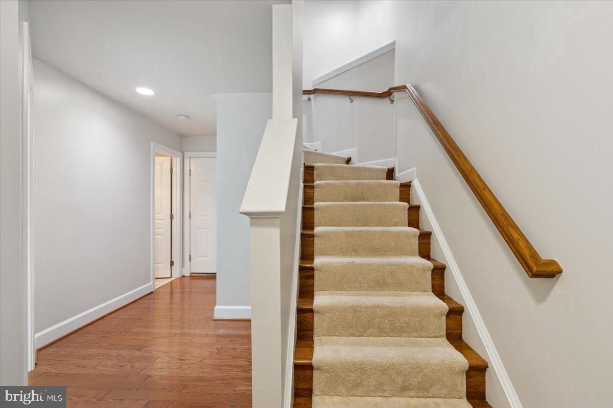 2519 S KENMORE CT, ARLINGTON, Virginia 22206, 4 Bedrooms Bedrooms, ,3 BathroomsBathrooms,Residential,For sale,2519 S KENMORE CT,VAAR2059030 MLS # VAAR2059030