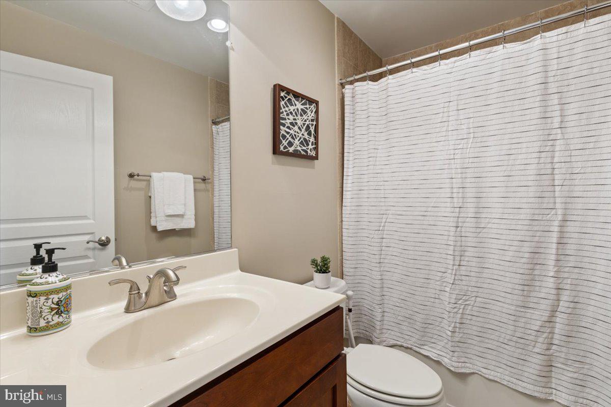 2519 S KENMORE CT, ARLINGTON, Virginia 22206, 4 Bedrooms Bedrooms, ,3 BathroomsBathrooms,Residential,For sale,2519 S KENMORE CT,VAAR2059030 MLS # VAAR2059030