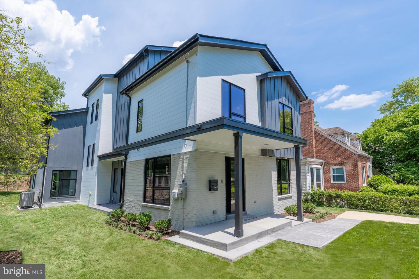 1739 SHEPHERD ST NW, WASHINGTON, District Of Columbia 20011, 6 Bedrooms Bedrooms, ,4 BathroomsBathrooms,Residential,For sale,1739 SHEPHERD ST NW,DCDC2205368 MLS # DCDC2205368