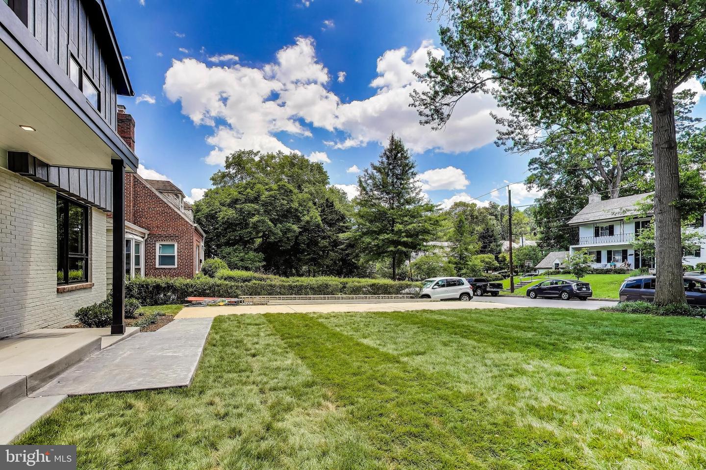 1739 SHEPHERD ST NW, WASHINGTON, District Of Columbia 20011, 6 Bedrooms Bedrooms, ,4 BathroomsBathrooms,Residential,For sale,1739 SHEPHERD ST NW,DCDC2205368 MLS # DCDC2205368