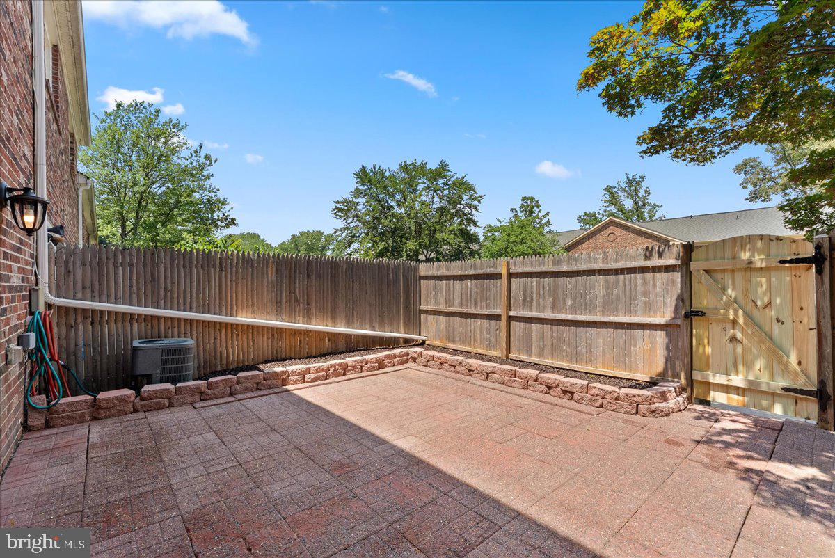 8356 FORRESTER BLVD #470, SPRINGFIELD, Virginia 22152, 3 Bedrooms Bedrooms, ,2 BathroomsBathrooms,Residential,For sale,8356 FORRESTER BLVD #470,VAFX2247148 MLS # VAFX2247148