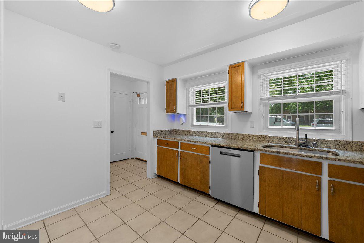 8356 FORRESTER BLVD #470, SPRINGFIELD, Virginia 22152, 3 Bedrooms Bedrooms, ,2 BathroomsBathrooms,Residential,For sale,8356 FORRESTER BLVD #470,VAFX2247148 MLS # VAFX2247148