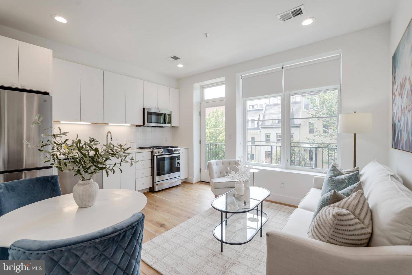 2419 ONTARIO RD NW #202, WASHINGTON, District Of Columbia 20009, 1 Bedroom Bedrooms, ,1 BathroomBathrooms,Residential,For sale,2419 ONTARIO RD NW #202,DCDC2205728 MLS # DCDC2205728