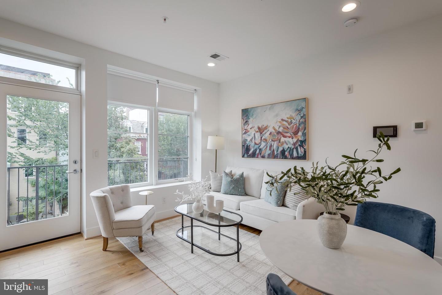 2419 ONTARIO RD NW #202, WASHINGTON, District Of Columbia 20009, 1 Bedroom Bedrooms, ,1 BathroomBathrooms,Residential,For sale,2419 ONTARIO RD NW #202,DCDC2205728 MLS # DCDC2205728