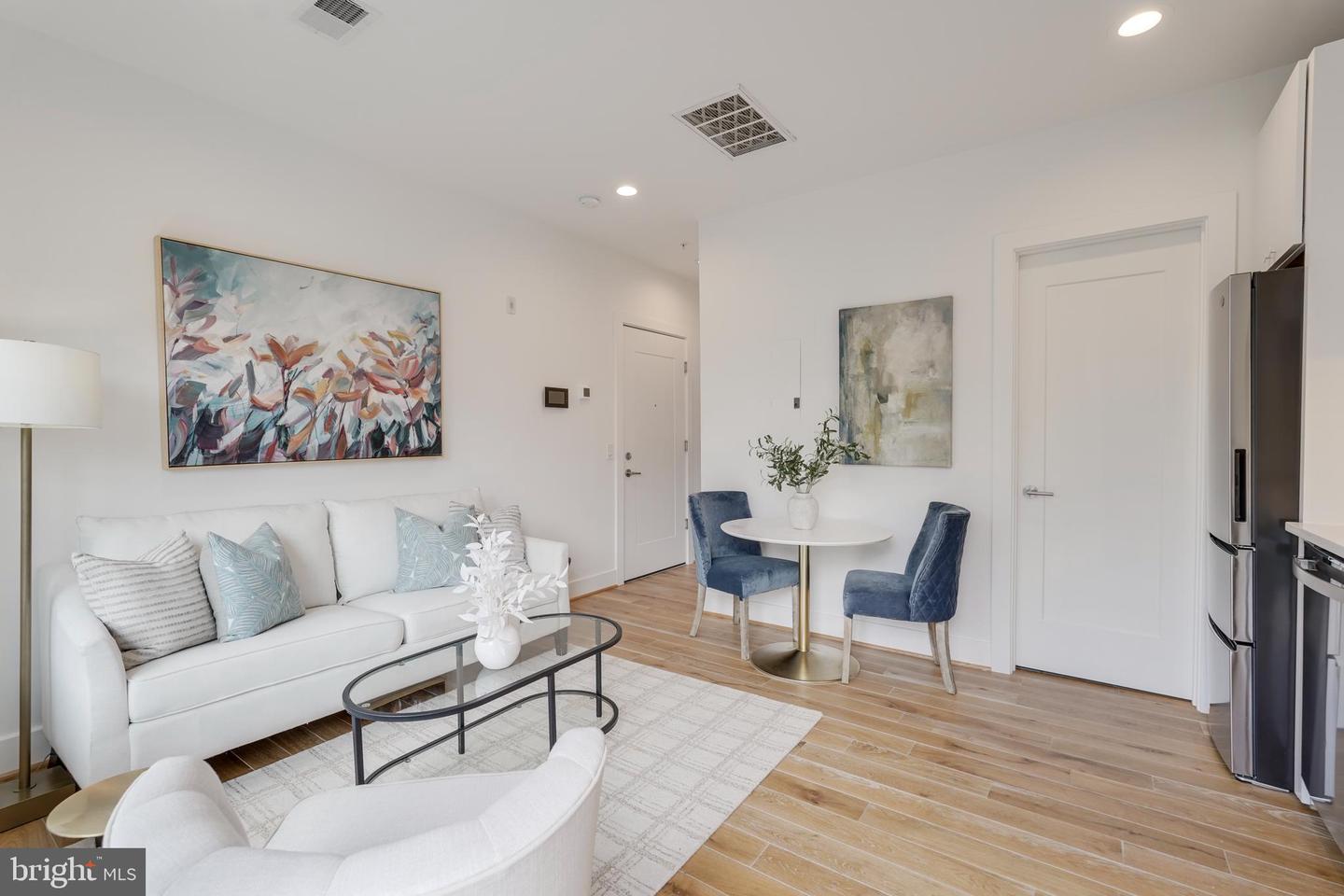 2419 ONTARIO RD NW #202, WASHINGTON, District Of Columbia 20009, 1 Bedroom Bedrooms, ,1 BathroomBathrooms,Residential,For sale,2419 ONTARIO RD NW #202,DCDC2205728 MLS # DCDC2205728