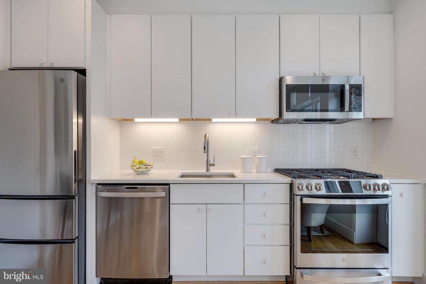 2419 ONTARIO RD NW #202, WASHINGTON, District Of Columbia 20009, 1 Bedroom Bedrooms, ,1 BathroomBathrooms,Residential,For sale,2419 ONTARIO RD NW #202,DCDC2205728 MLS # DCDC2205728
