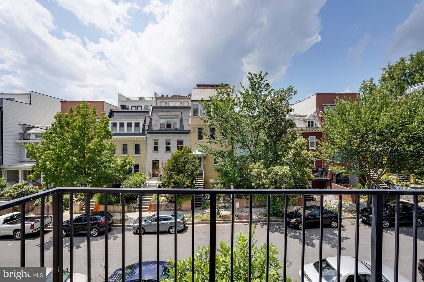 2419 ONTARIO RD NW #202, WASHINGTON, District Of Columbia 20009, 1 Bedroom Bedrooms, ,1 BathroomBathrooms,Residential,For sale,2419 ONTARIO RD NW #202,DCDC2205728 MLS # DCDC2205728