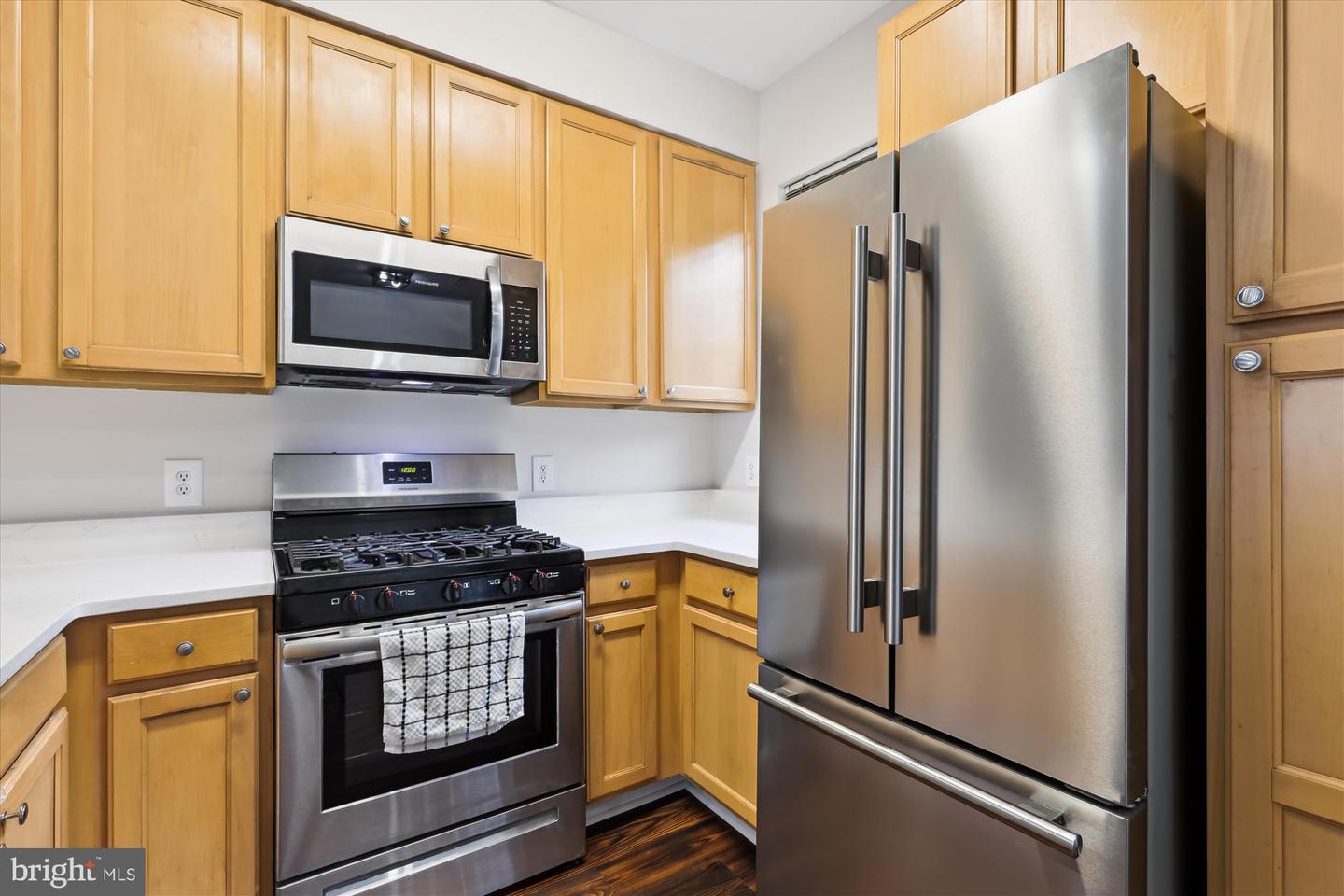 23151 BLACKTHORN SQ, STERLING, Virginia 20166, 3 Bedrooms Bedrooms, ,3 BathroomsBathrooms,Residential,For sale,23151 BLACKTHORN SQ,VALO2099620 MLS # VALO2099620