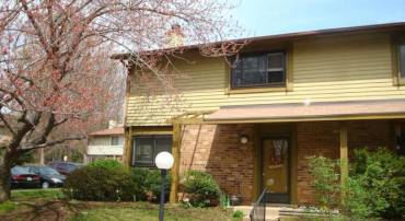 10676 MYRTLE OAK CT, BURKE, Virginia 22015, 3 Bedrooms Bedrooms, ,1 BathroomBathrooms,Residential,For sale,10676 MYRTLE OAK CT,VAFX2247666 MLS # VAFX2247666