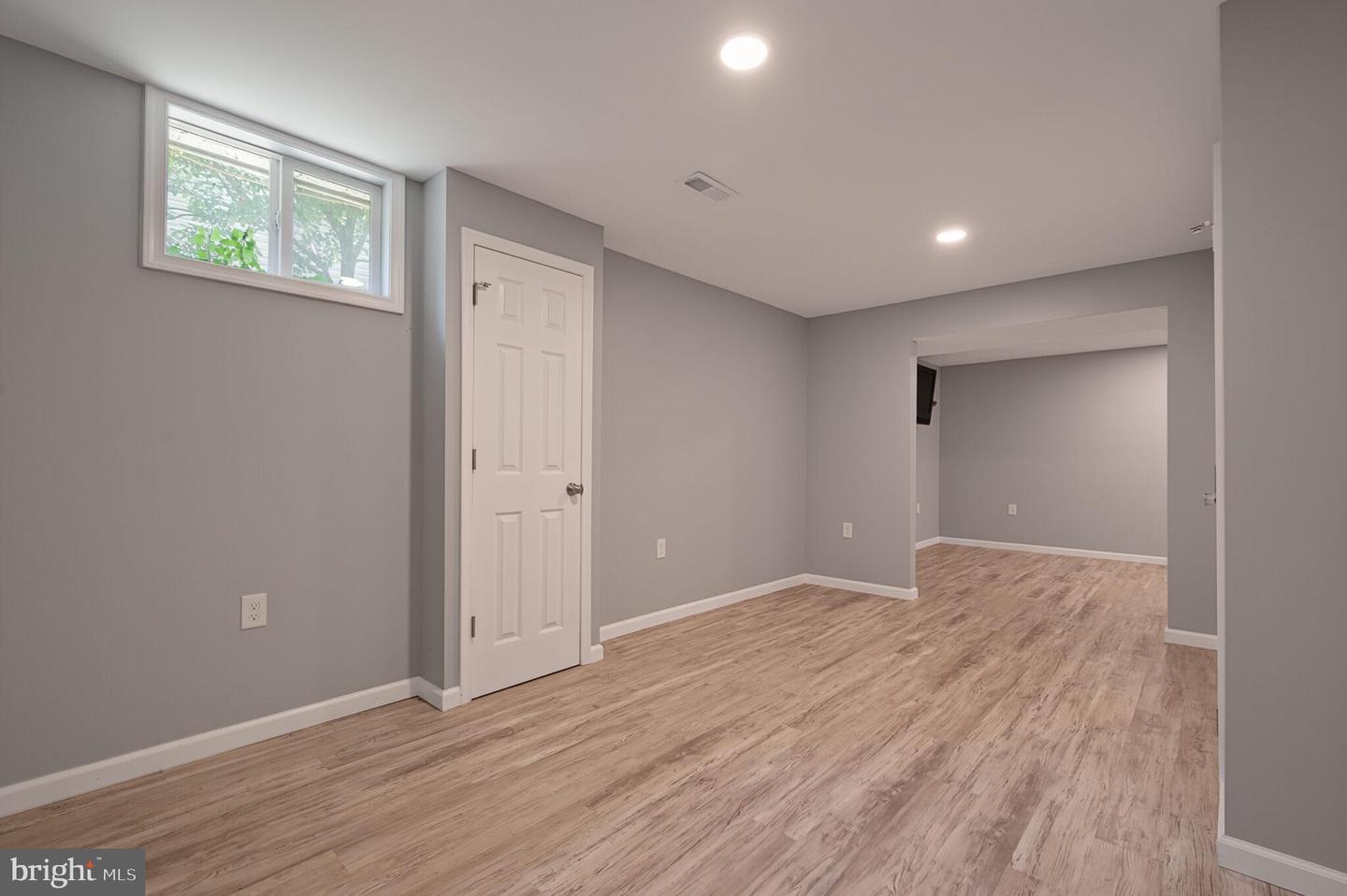 4322 GALESBURY LN, CHANTILLY, Virginia 20151, 4 Bedrooms Bedrooms, ,2 BathroomsBathrooms,Residential,For sale,4322 GALESBURY LN,VAFX2247782 MLS # VAFX2247782