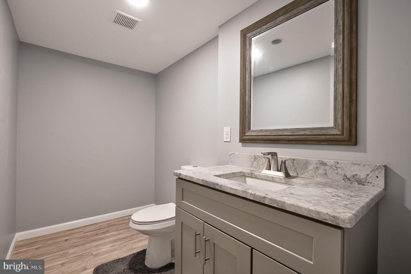 4322 GALESBURY LN, CHANTILLY, Virginia 20151, 4 Bedrooms Bedrooms, ,2 BathroomsBathrooms,Residential,For sale,4322 GALESBURY LN,VAFX2247782 MLS # VAFX2247782