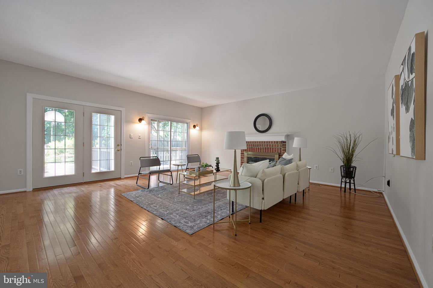 4322 GALESBURY LN, CHANTILLY, Virginia 20151, 4 Bedrooms Bedrooms, ,2 BathroomsBathrooms,Residential,For sale,4322 GALESBURY LN,VAFX2247782 MLS # VAFX2247782